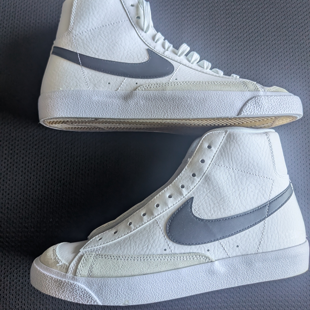 Nike Kids White and Black High-Top Sneakers - Picture 2 of 7